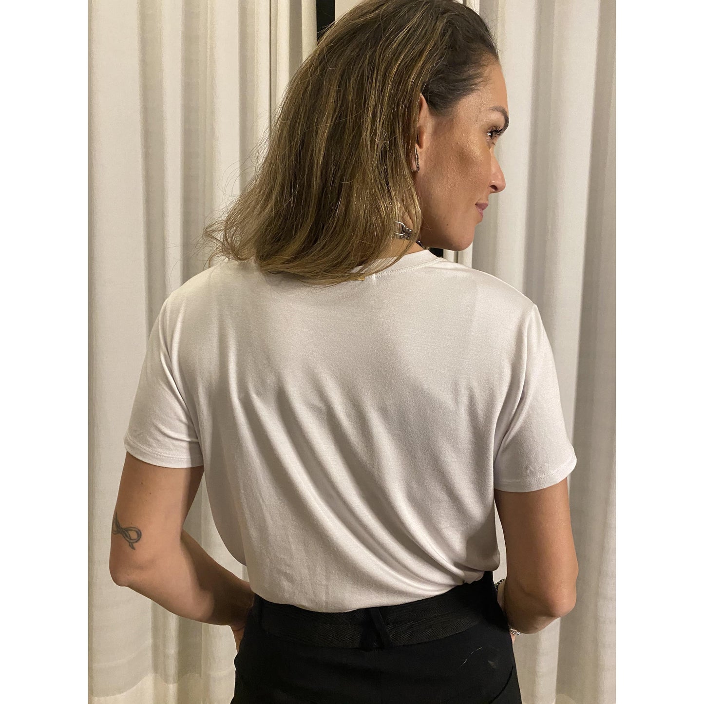 Blusa Feminina Branca Básica