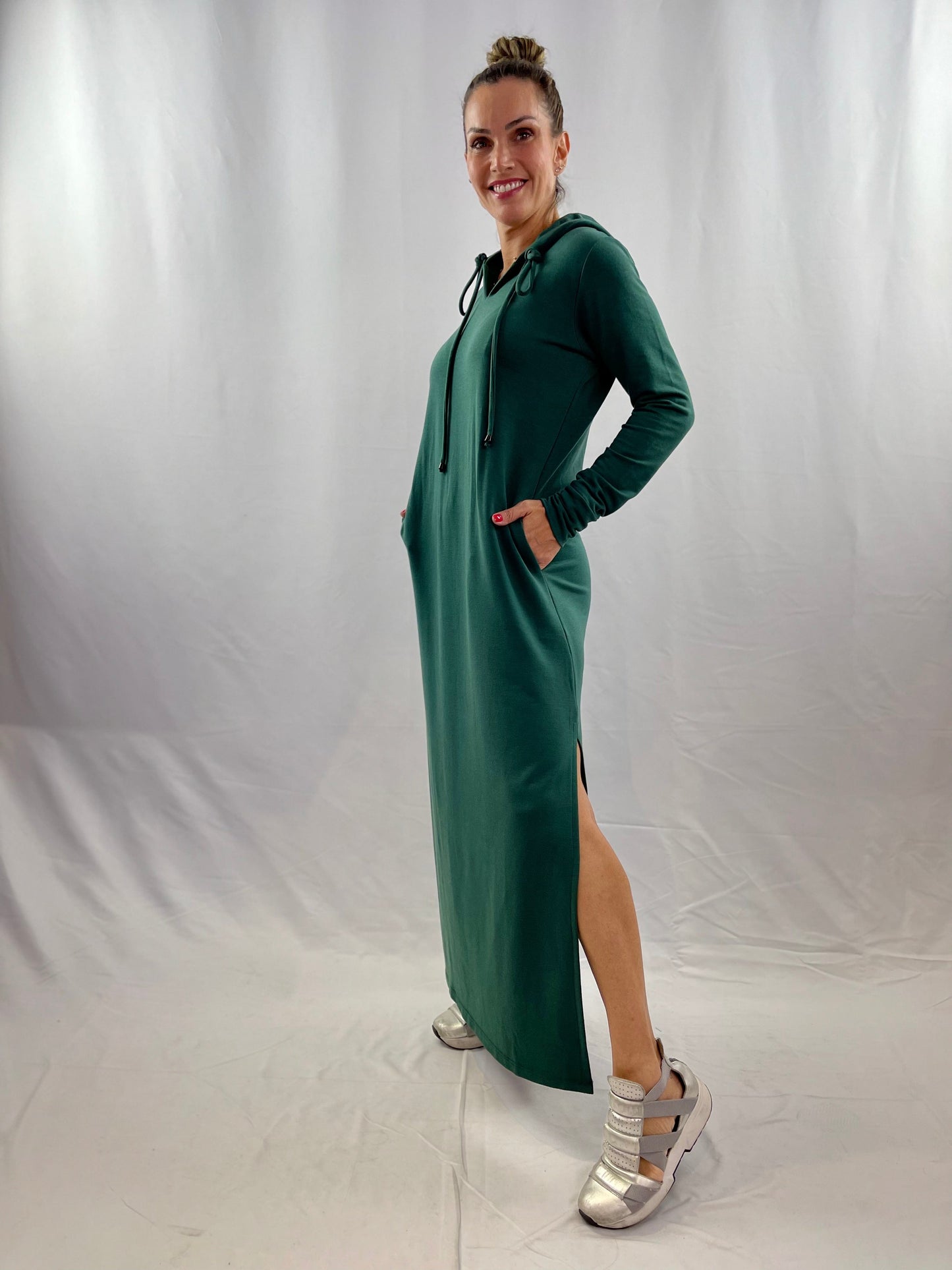 Vestido Longo Capuz Verde VERONA